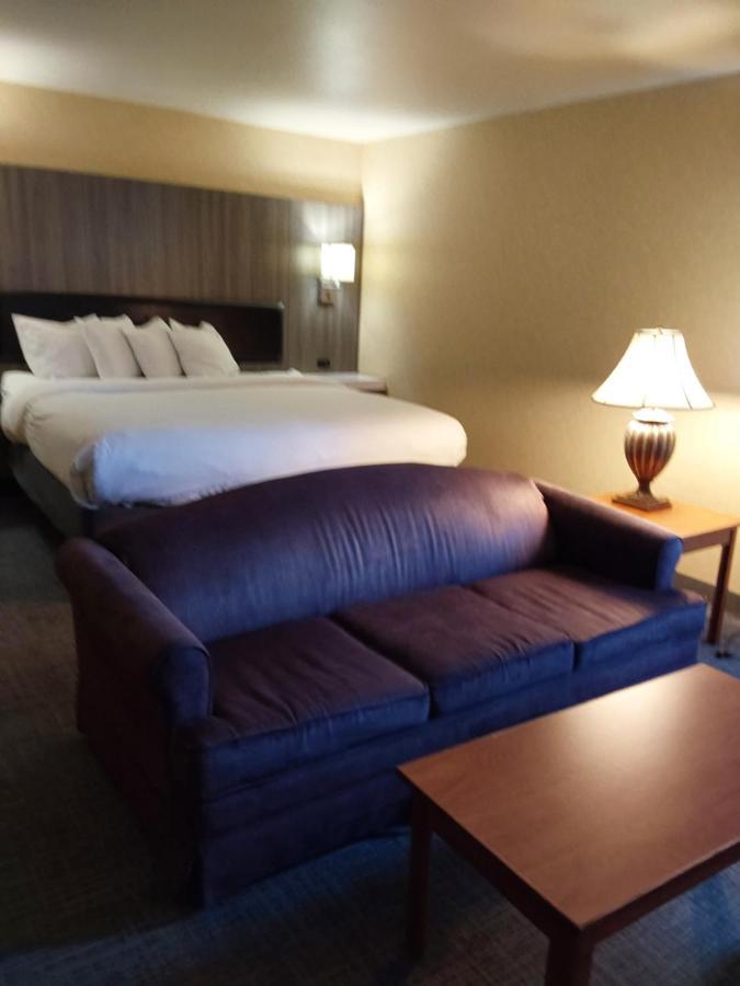 Lavissh Inn And Suites Bellingham Exterior foto